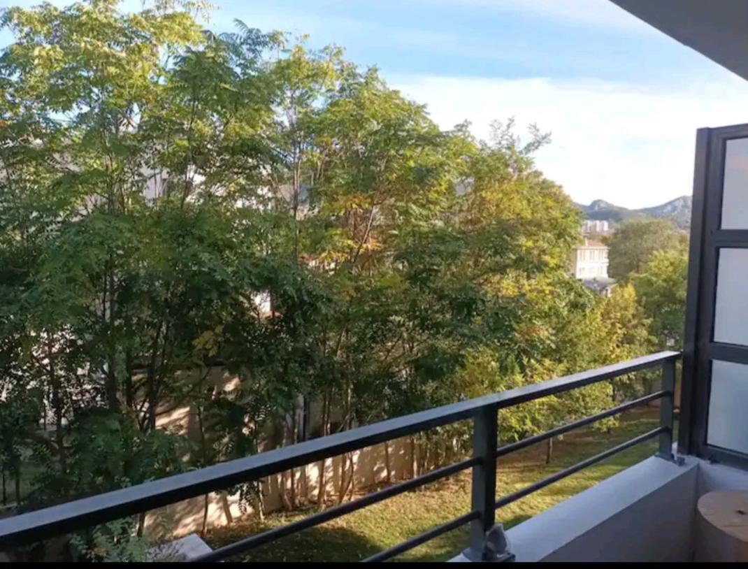 Le Vallon Марсель Экстерьер фото